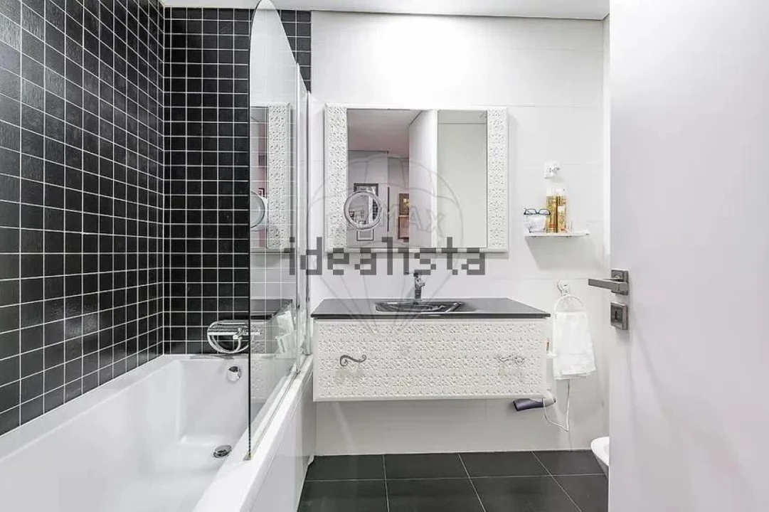 Apartamento T5 para Venda em Braga (Maximinos, Sé e Cividade) Foto 17