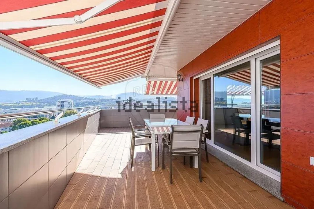 Apartamento T5 para Venda em Braga (Maximinos, Sé e Cividade) Foto 2