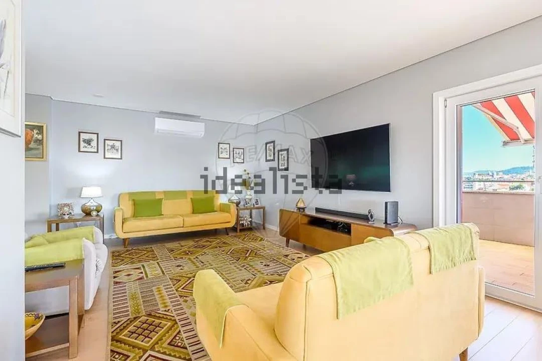 Apartamento T5 para Venda em Braga (Maximinos, Sé e Cividade) Foto 9