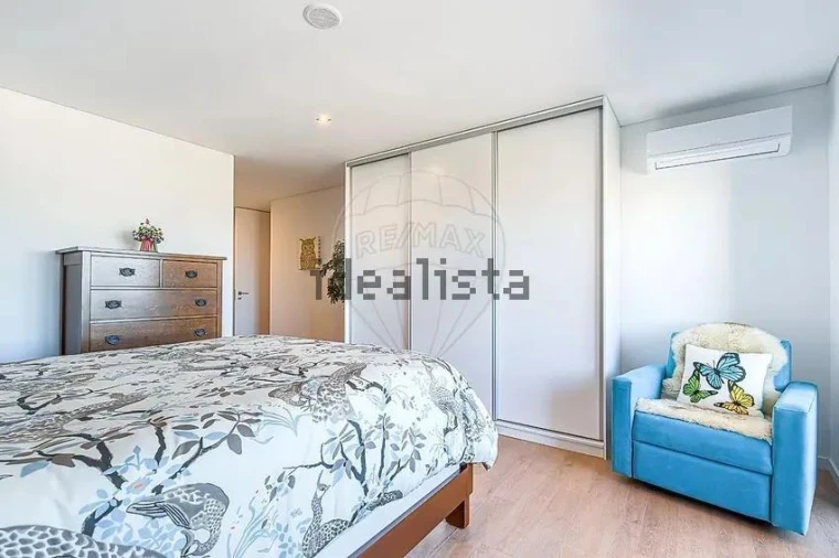 Apartamento T5 para Venda em Braga (Maximinos, Sé e Cividade) Foto 16