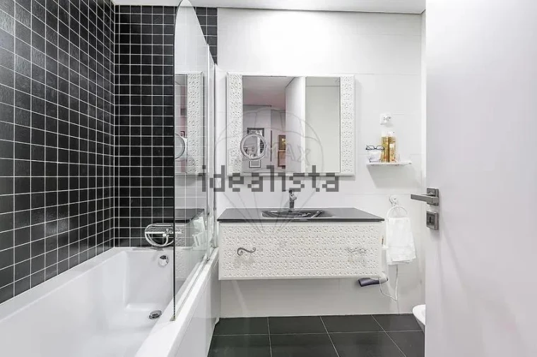 Apartamento T5 para Venda em Braga (Maximinos, Sé e Cividade) Foto 17