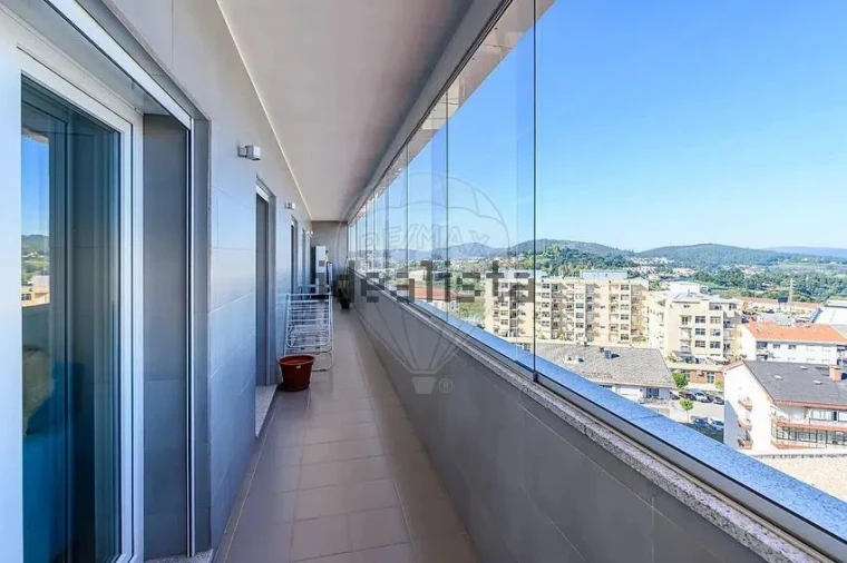 Apartamento T5 para Venda em Braga (Maximinos, Sé e Cividade) Foto 20