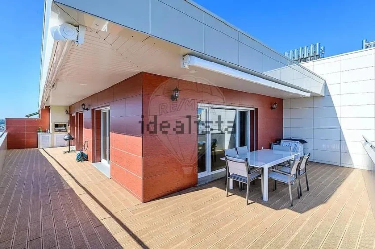 Apartamento T5 para Venda em Braga (Maximinos, Sé e Cividade) Foto 5