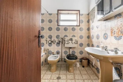 Moradia T4 para Venda em Quinchães