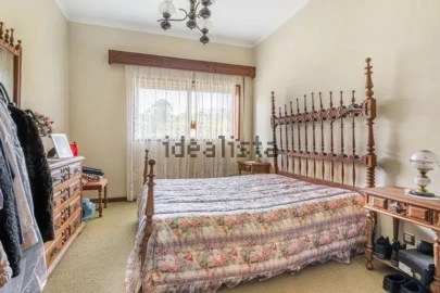 Moradia T4 para Venda em Quinchães