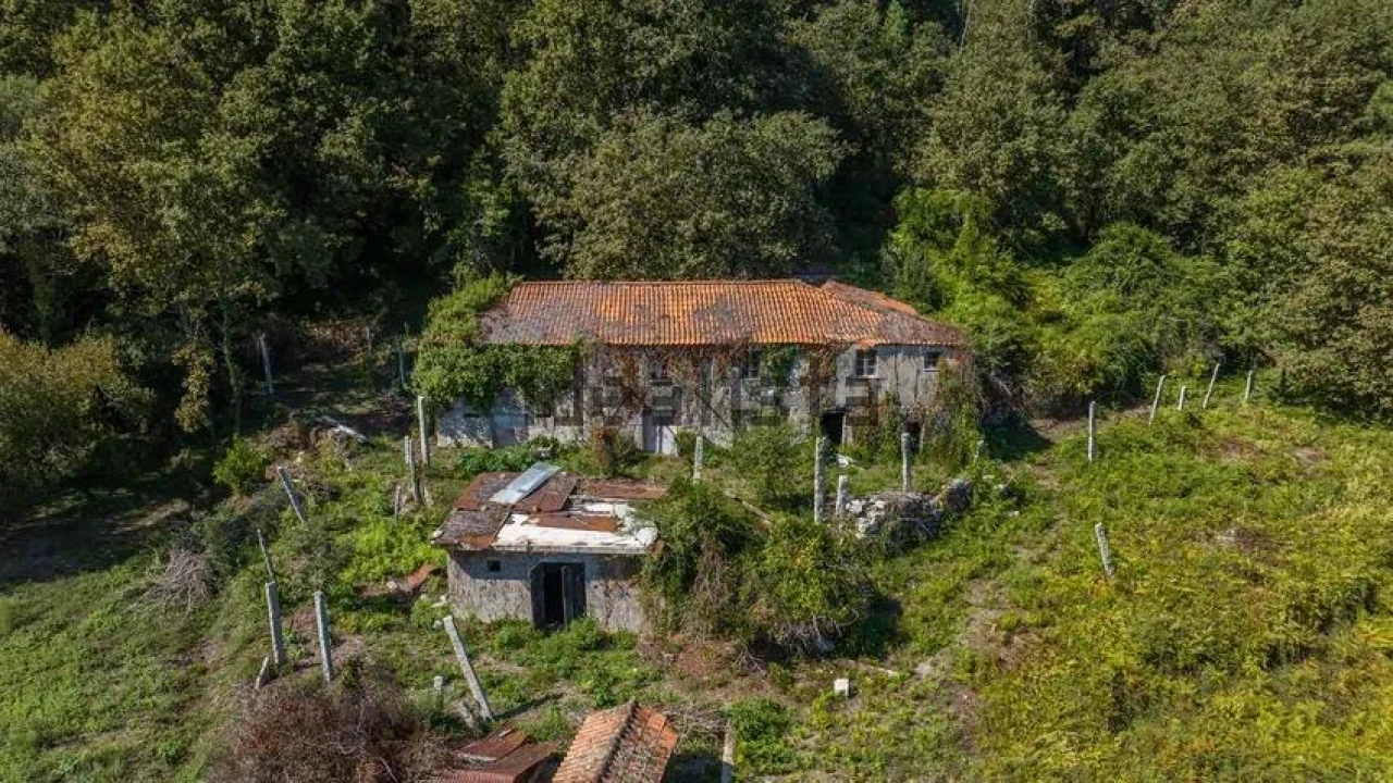 Moradia T7 para Venda em Arcos de Valdevez (São Paio) e Giela Foto 3