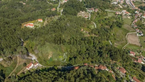 Moradia T7 para Venda em Arcos de Valdevez (São Paio) e Giela