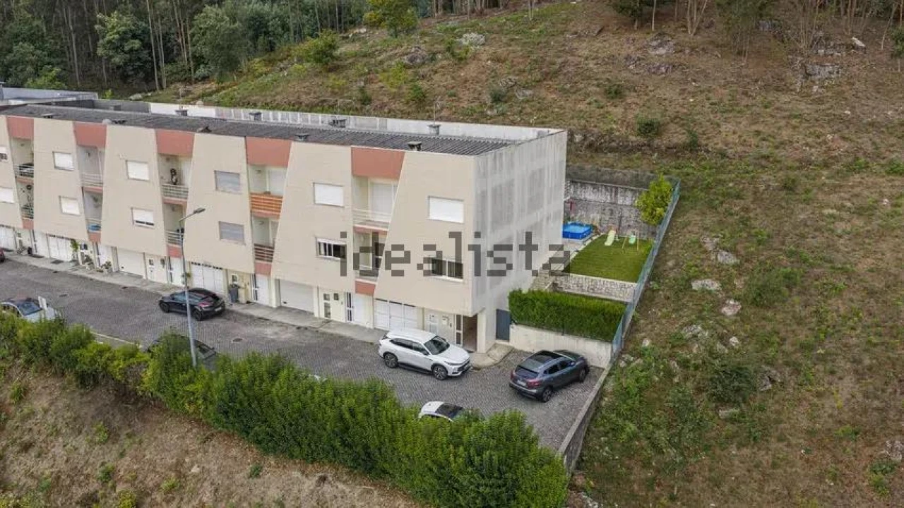 Moradia T4 para Venda em Galegos Foto 1
