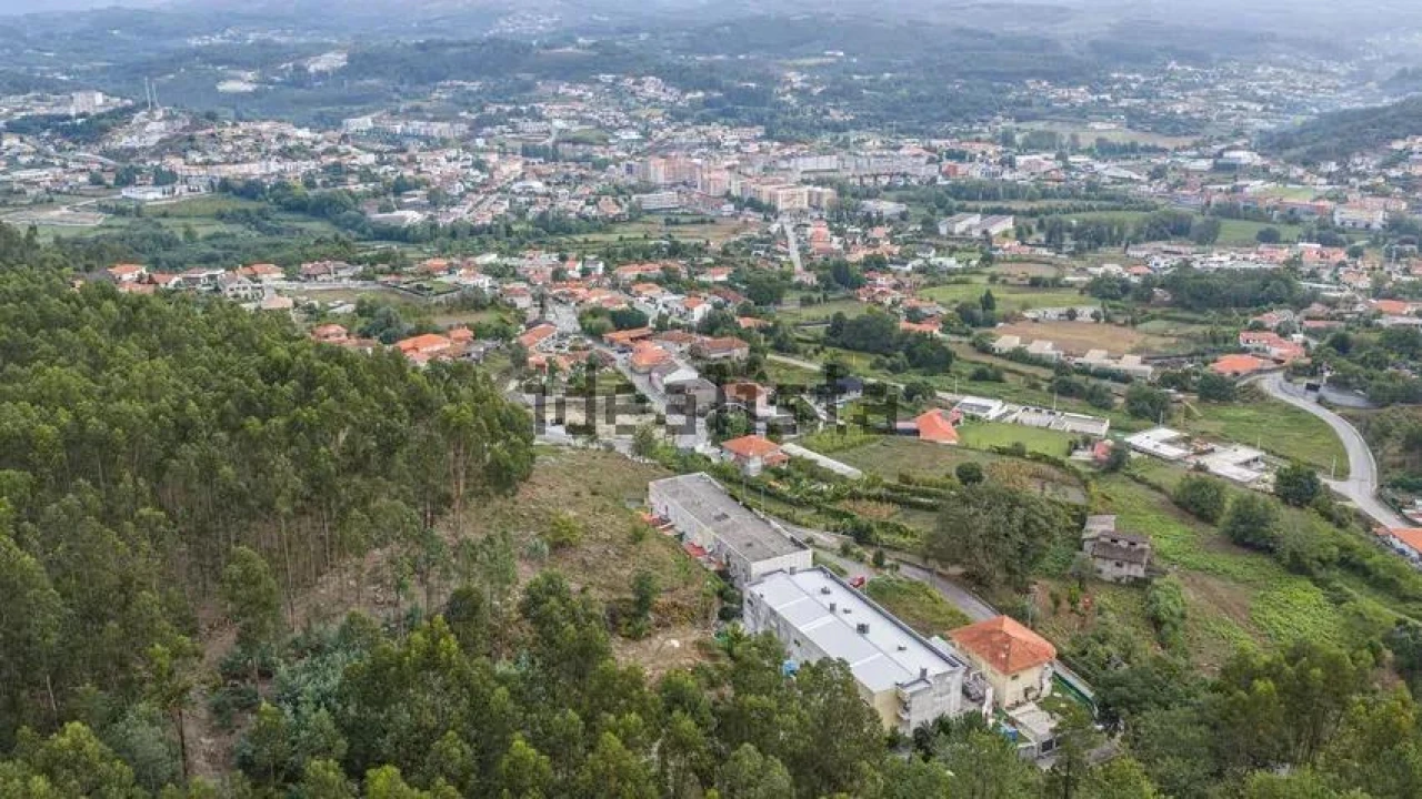Moradia T4 para Venda em Galegos Foto 3