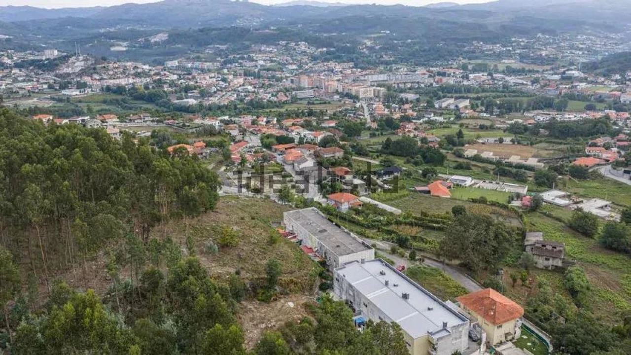 Moradia T4 para Venda em Galegos Foto 4