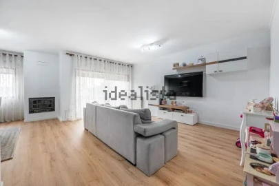 Moradia T4 para Venda em Galegos