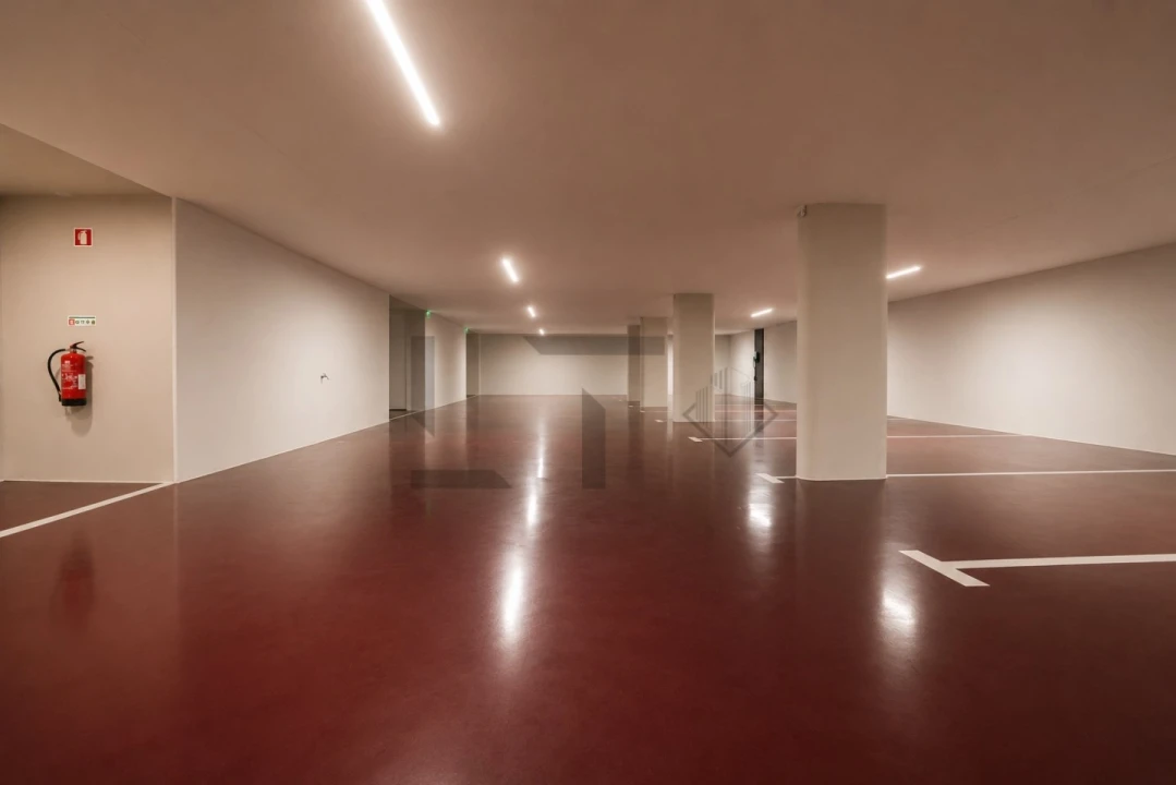 Moradia T5 para Venda em Carcavelos e Parede Foto 46