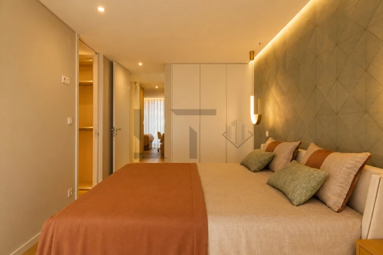 Moradia T5 para Venda em Carcavelos e Parede Foto 32