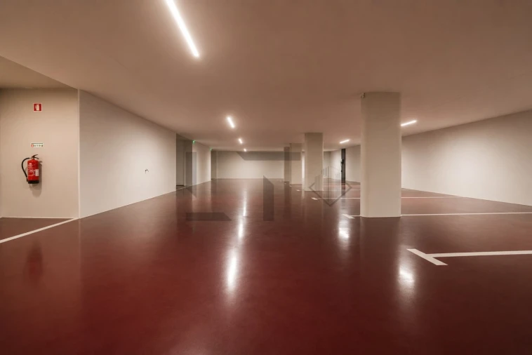 Moradia T5 para Venda em Carcavelos e Parede Foto 46
