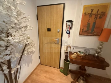 Apartamento T2 para Venda em Oeiras e São Julião da Barra, Paço de Arcos e Caxias