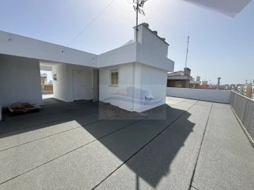 Apartamento T2 para Venda em Oeiras e São Julião da Barra, Paço de Arcos e Caxias