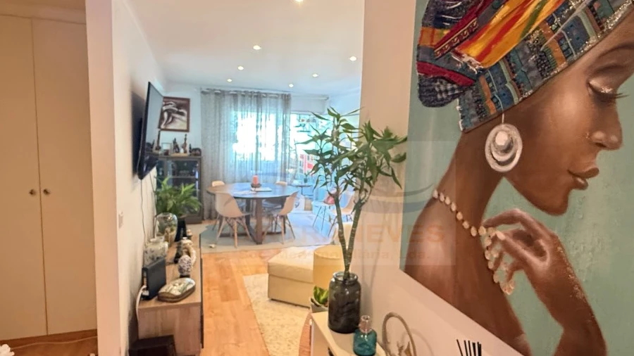 Apartamento T2 para Venda em Oeiras e São Julião da Barra, Paço de Arcos e Caxias