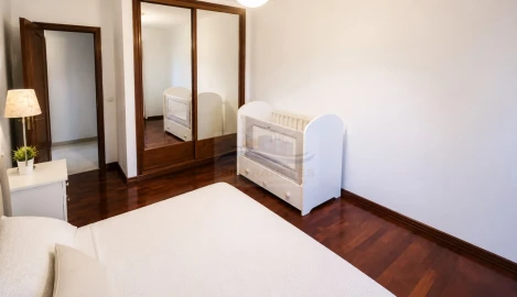 Apartamento T1 para Venda em Massamá e Monte Abraão