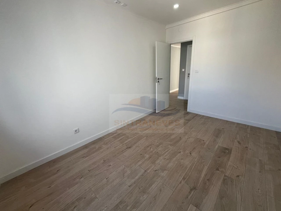 Apartamento T3 para Venda em Odivelas Foto 7