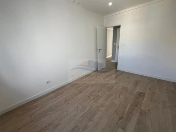 Apartamento T3 para Venda em Odivelas