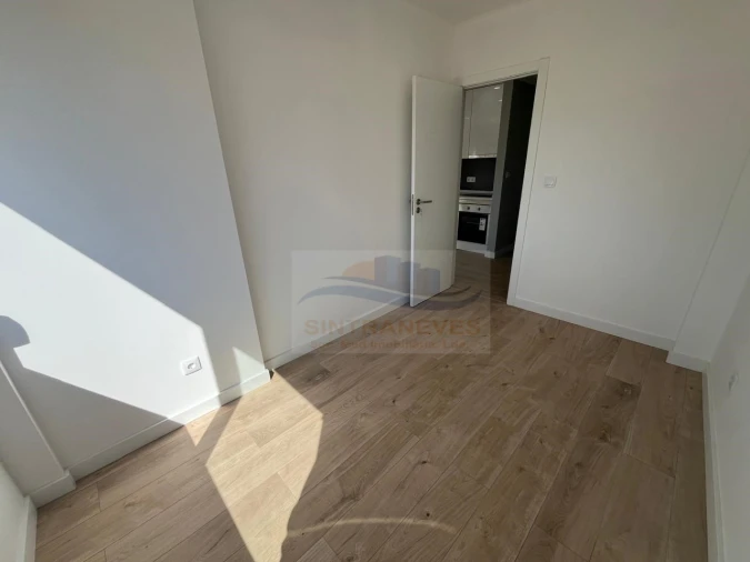 Apartamento T3 para Venda em Odivelas Foto 11