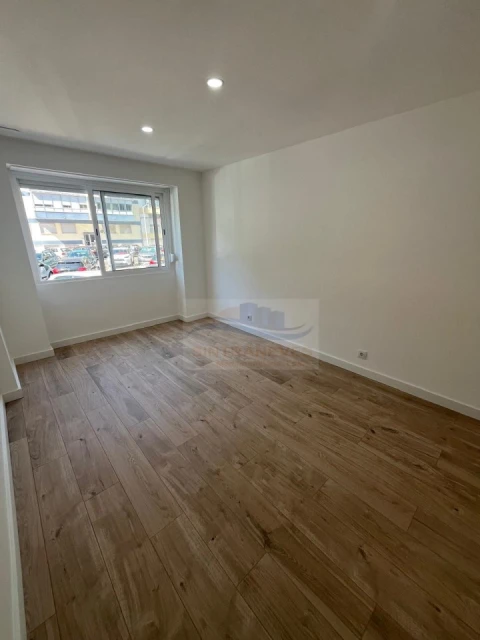 Apartamento T2 para Venda em Odivelas