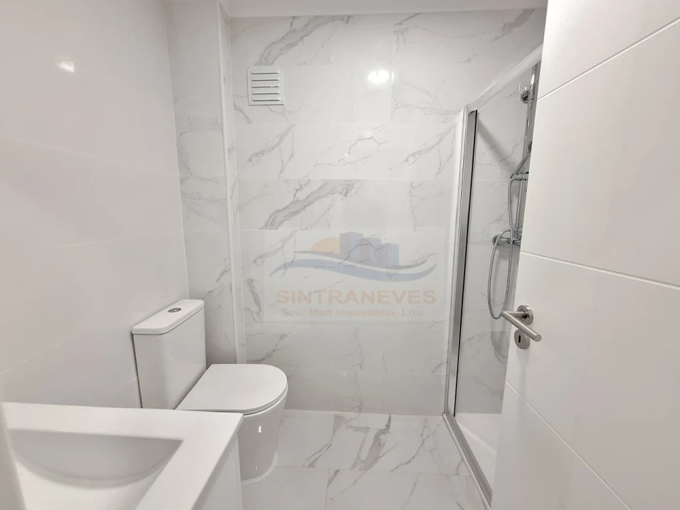 Apartamento T3 para Venda em Falagueira-Venda Nova Foto 13