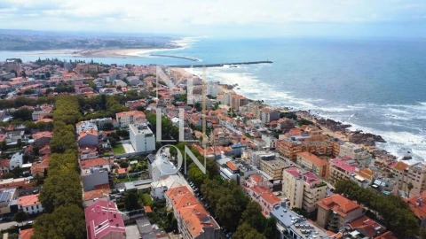 Apartamento T3 para Venda em Aldoar, Foz do Douro e Nevogilde