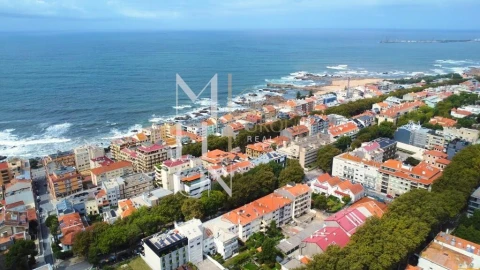Apartamento T3 para Venda em Aldoar, Foz do Douro e Nevogilde
