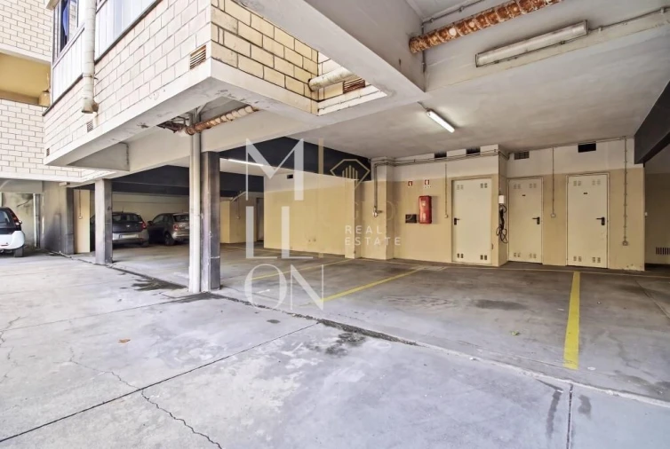 Apartamento T3 para Venda em Aldoar, Foz do Douro e Nevogilde Foto 23