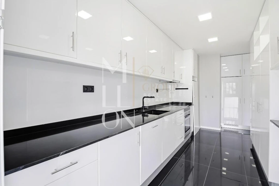 Apartamento T3 para Venda em Aldoar, Foz do Douro e Nevogilde Foto 21