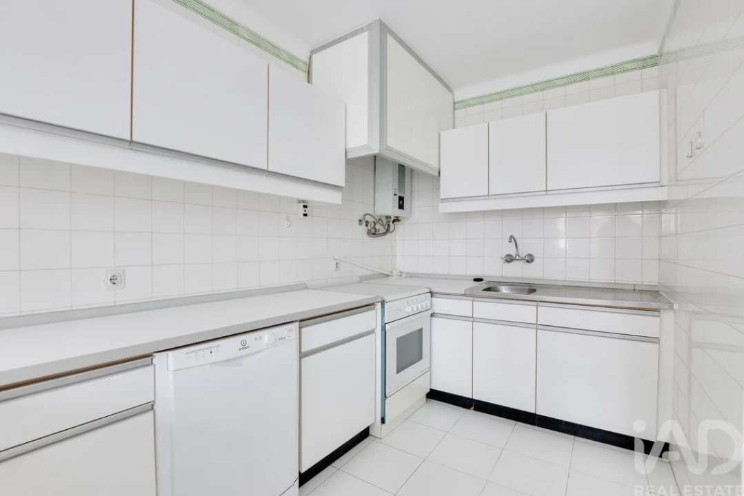 Apartamento T3 para Arrendamento em Estrela Foto 13