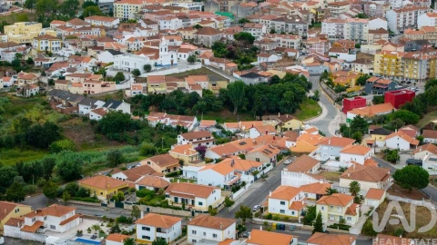 Moradia T3 para Venda em Cadaval e Pêro Moniz