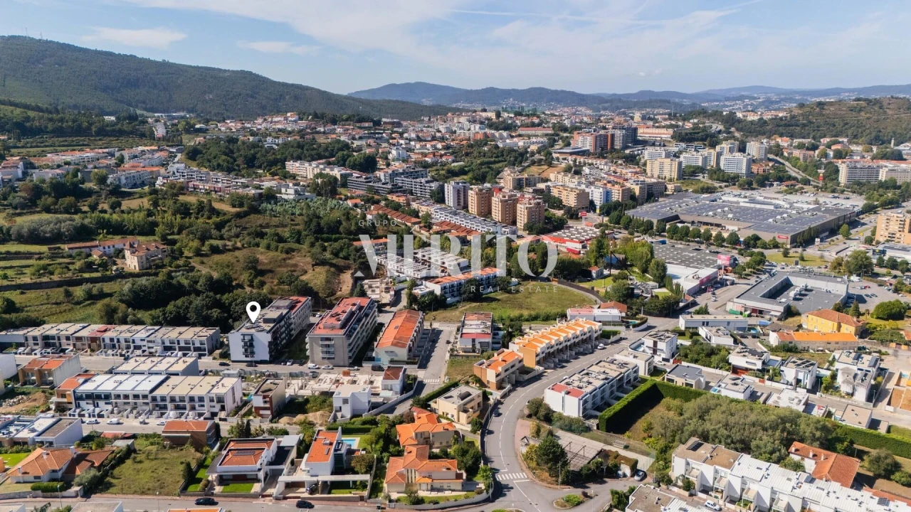 Apartamento T3 para Venda em Nogueira, Fraião e Lamaçães Foto 42