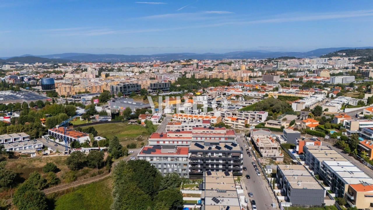 Apartamento T3 para Venda em Nogueira, Fraião e Lamaçães Foto 38