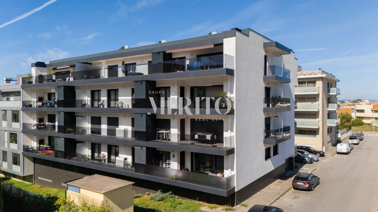 Apartamento T3 para Venda em Nogueira, Fraião e Lamaçães Foto 1