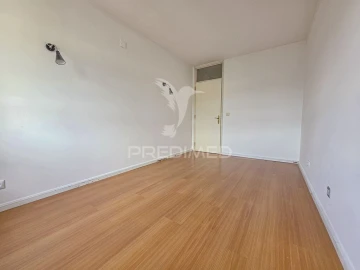 Apartamento T3 para Venda em Braga (Maximinos, Sé e Cividade)