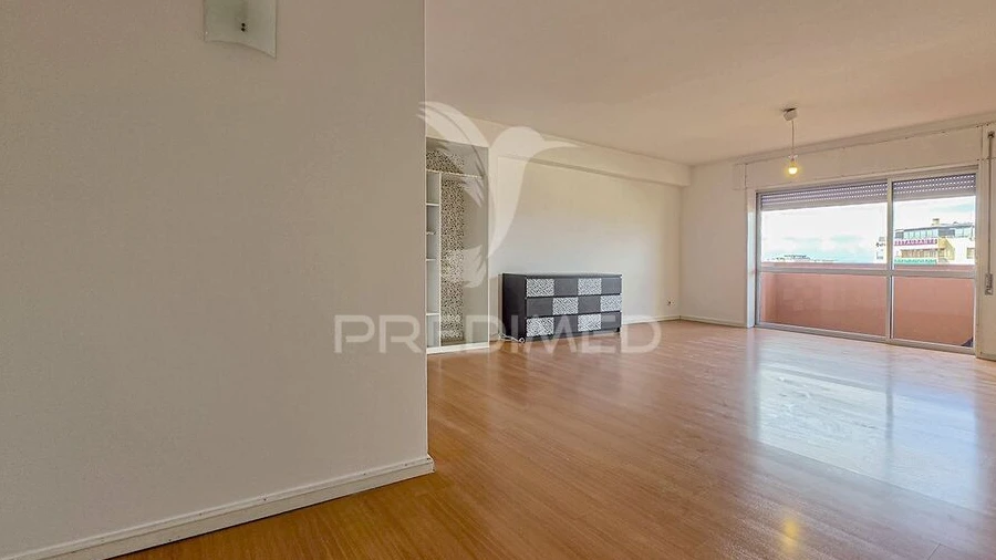 Apartamento T3 para Venda em Braga (Maximinos, Sé e Cividade)