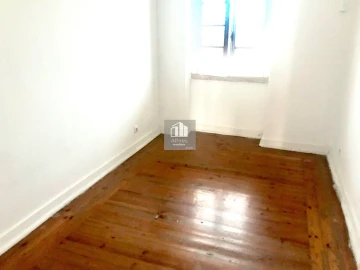 Prédio para Venda em Penha de França