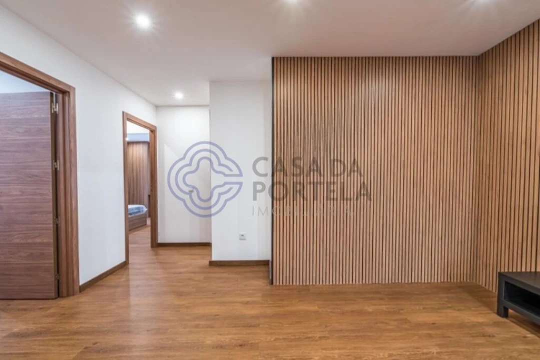 Apartamento T2 para Venda em Paredes Foto 19