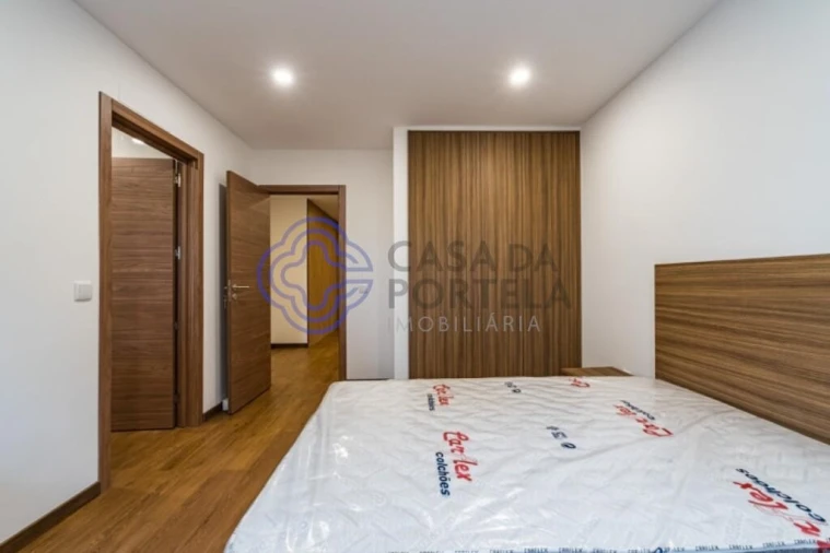 Apartamento T2 para Venda em Paredes Foto 13