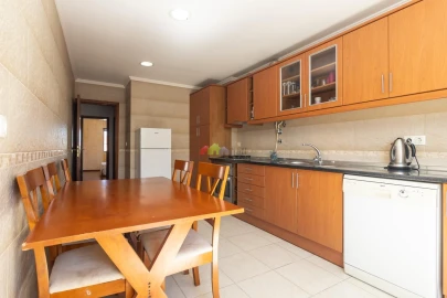 Apartamento T2 para Venda em Baixa da Banheira e Vale da Amoreira