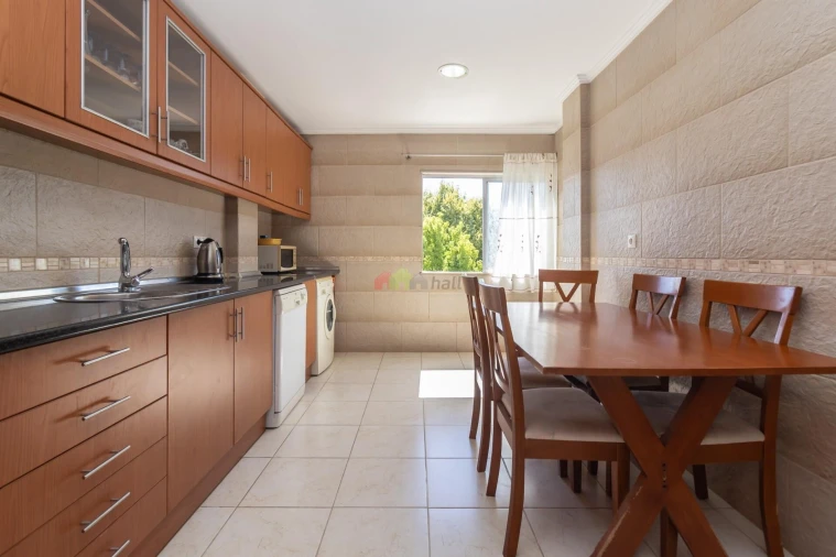 Apartamento T2 para Venda em Baixa da Banheira e Vale da Amoreira Foto 4