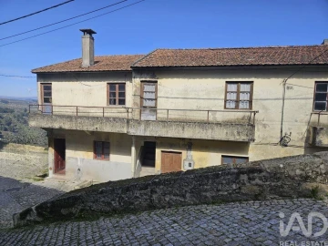 Moradia para Venda em Tabuaço