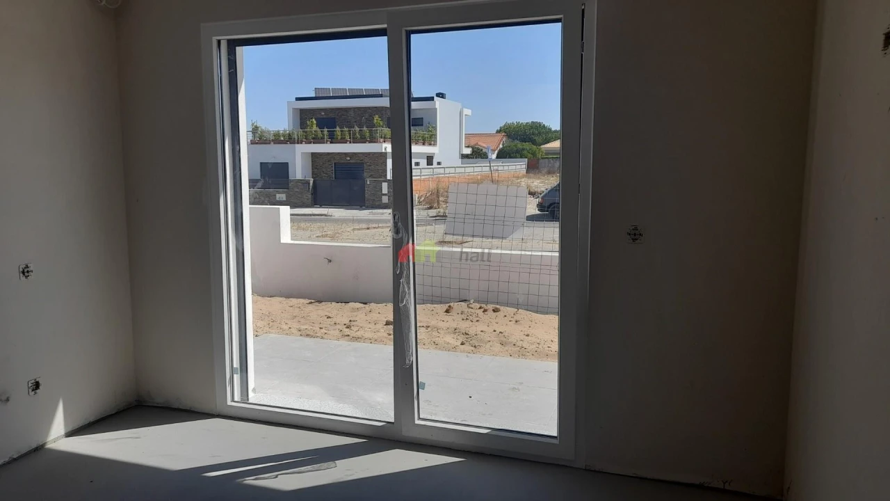 Moradia T4 para Venda em Azeitão (São Lourenço e São Simão) Foto 10