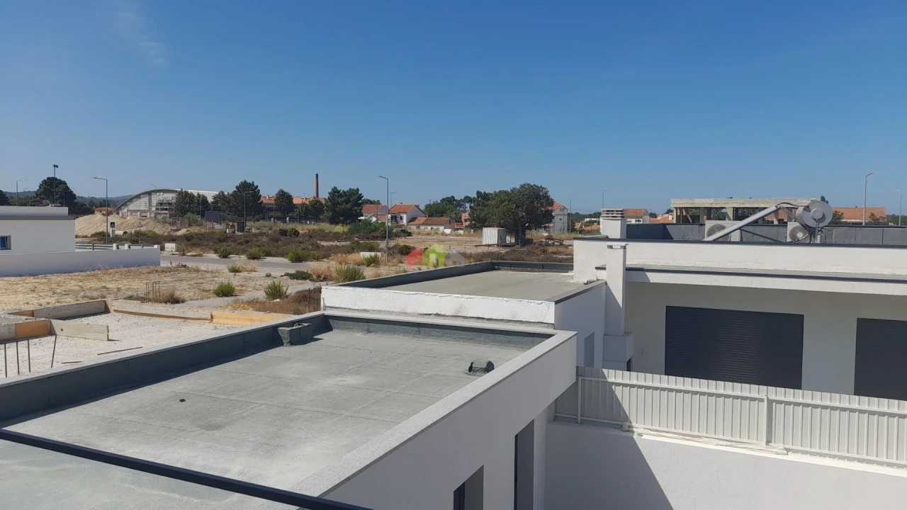 Moradia T4 para Venda em Azeitão (São Lourenço e São Simão) Foto 27