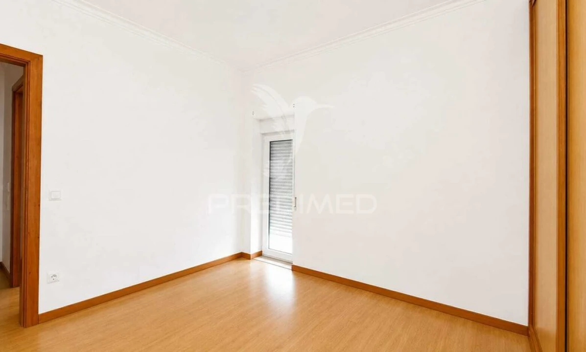 Apartamento T3 para Venda em Rio Maior Foto 12