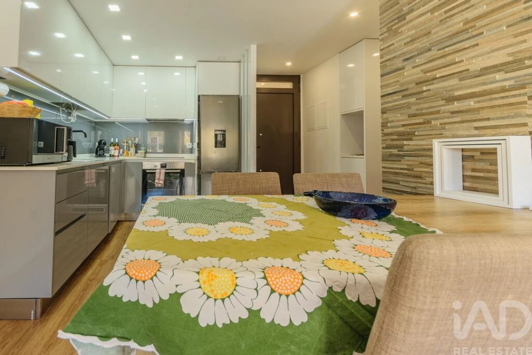 Apartamento T2 para Venda em Nazare Foto 14