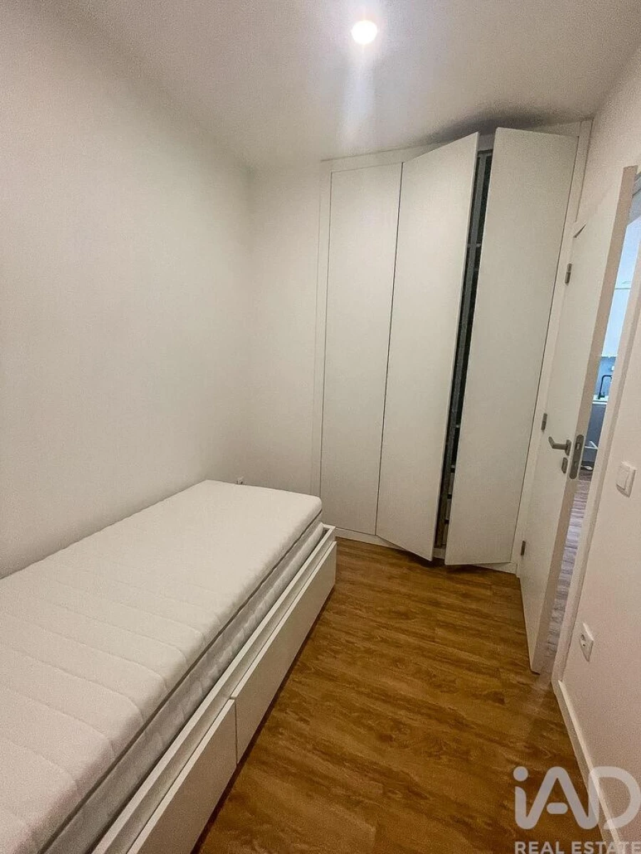 Apartamento T2 para Venda em Nazare Foto 19