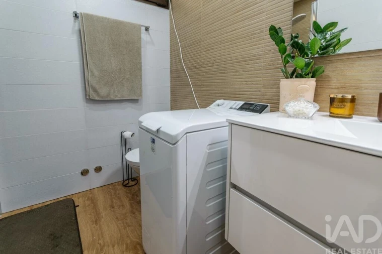 Apartamento T2 para Venda em Nazare Foto 21